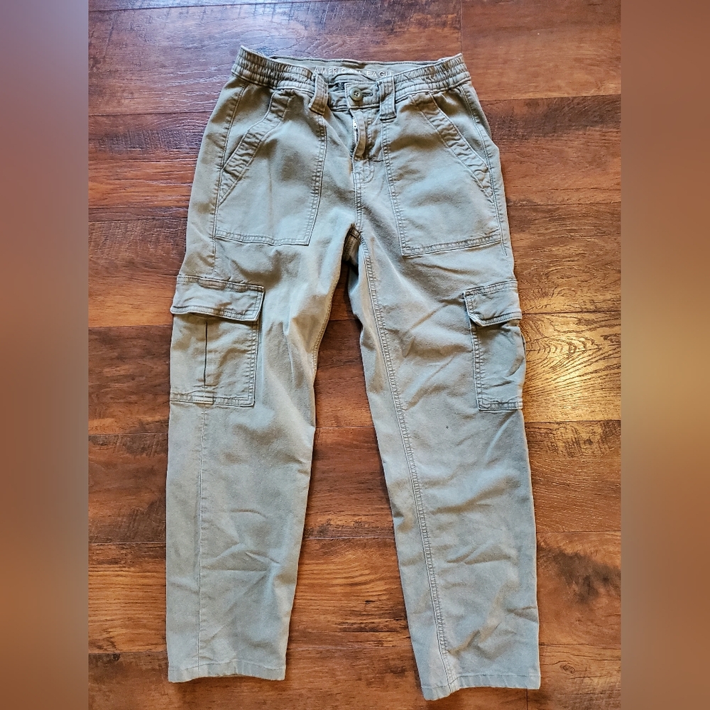 American Eagle cargo pants size 2